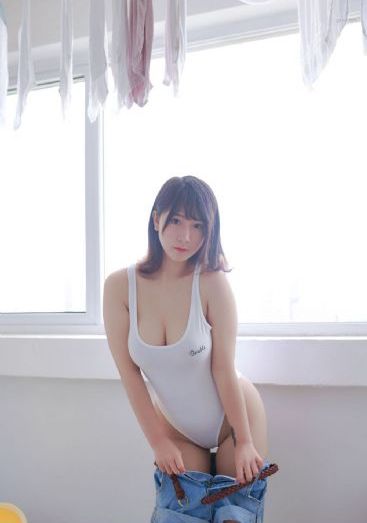 白衣少年醉春风