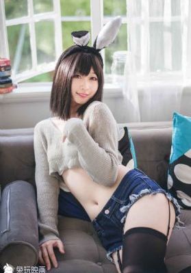 年轻漂亮的保姆