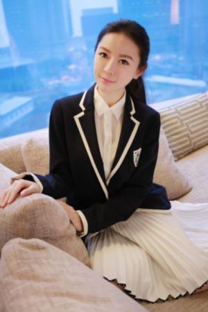 异国女郎在巴黎电影