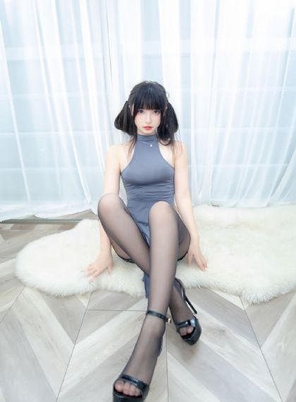 揉啊嗯～出水了动漫触手