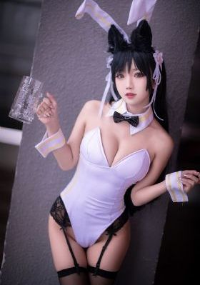 八乃翼被夫上司侵犯在线