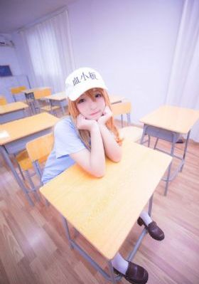 《高压监狱》完整版